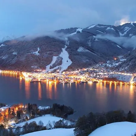 Apartment Cityappartement By Alpin Zell am See